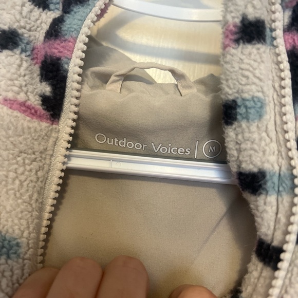 Urban outfitters outdoor  voices size medium primofleece 1/4 zip hoodie - Picture 3 of 4